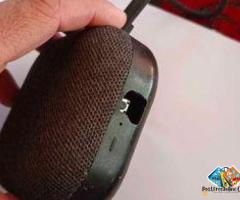 Portable speaker from MI available for sale in Malad West / 4