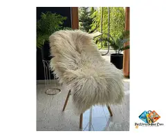 Fluffy sheepskin Heidschnucke - rugs/natural decoration