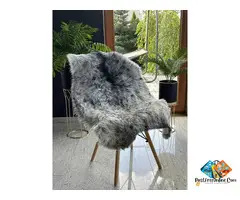 Fluffy sheepskin Heidschnucke - rugs/natural decoration