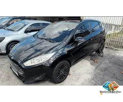 Ford Fiesta 2014 à venda na Caragencia